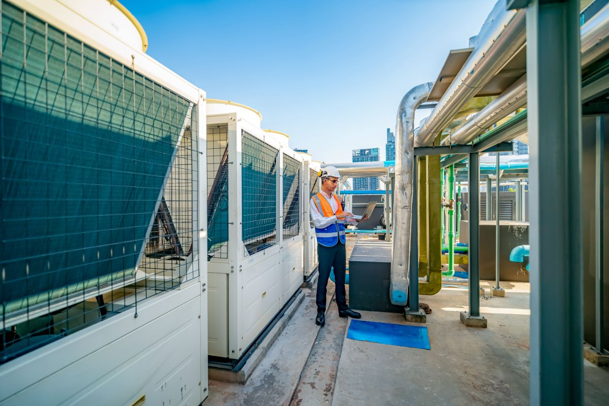 What is an Air-Cooled Screw Chiller?