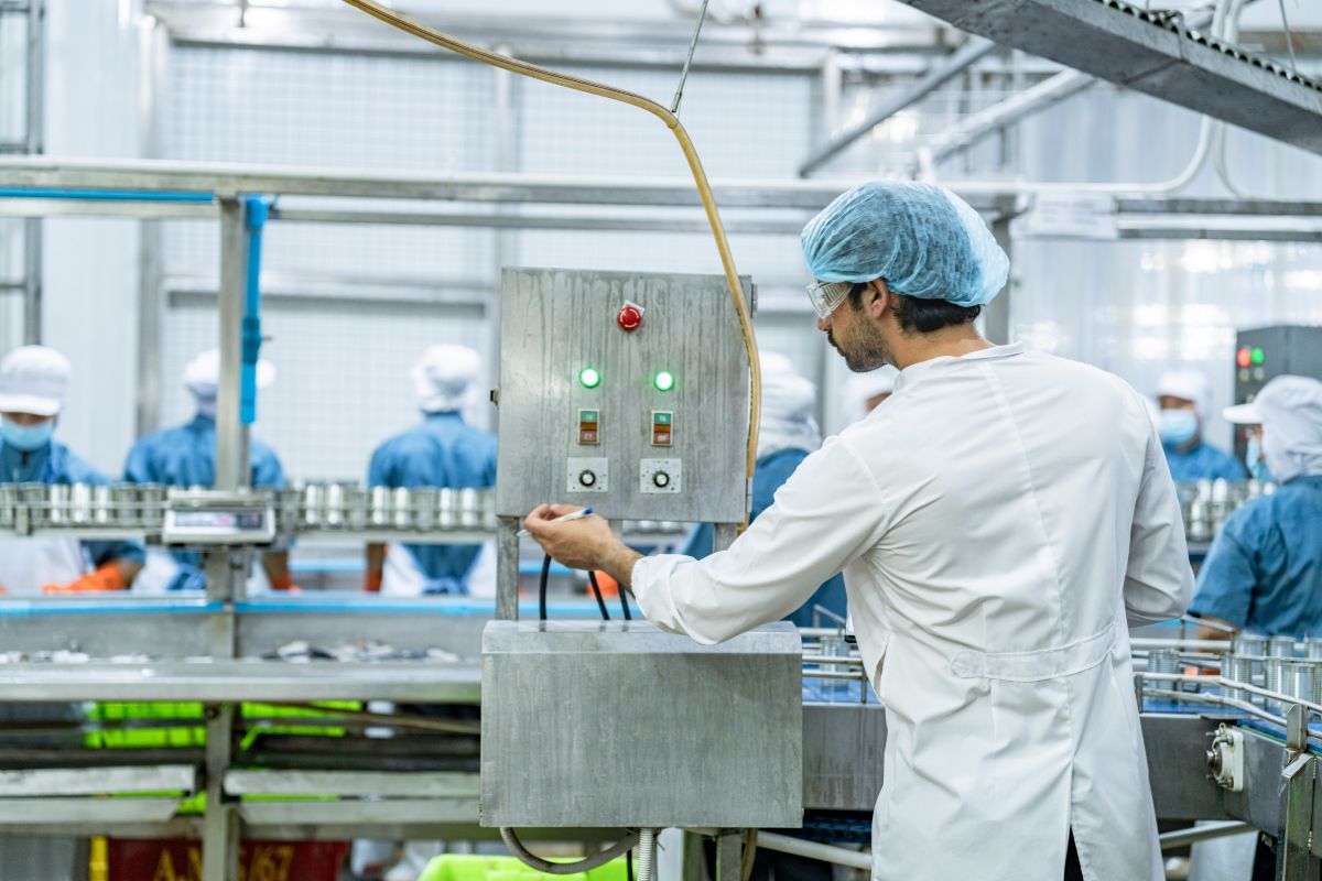 Develop a Comprehensive Maintenance Plan